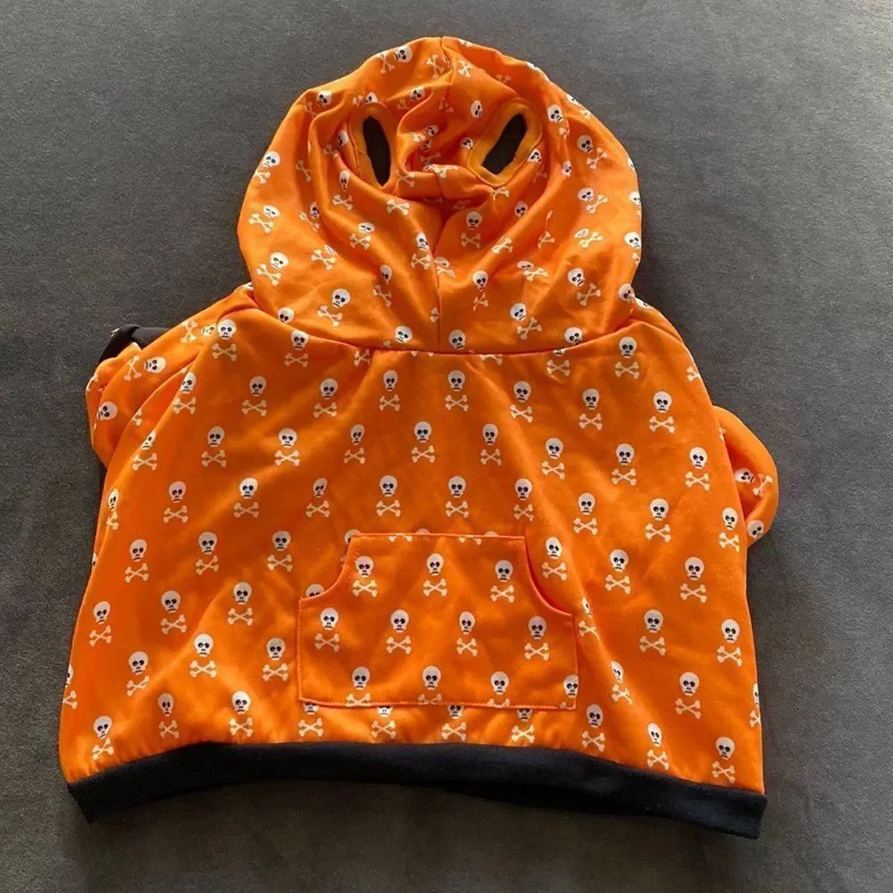 Dog Hoodie Halloween Skull & Crossbones Size L NWOT